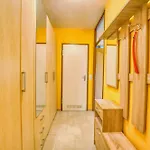 - Haus E, App 0e1006