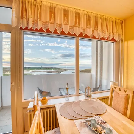 - Haus E, App 0e1006 *