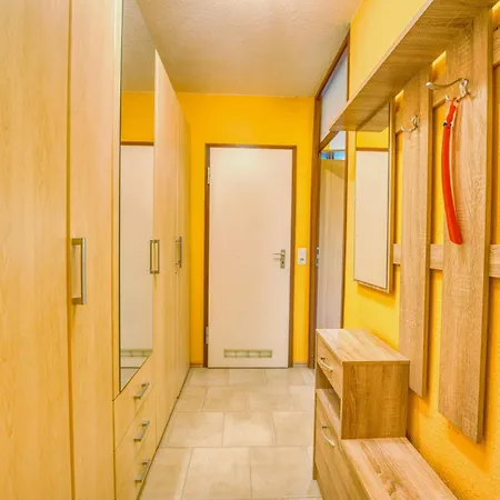 - Haus E, App 0e1006